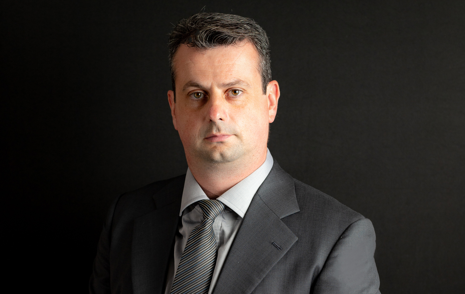 Pedra nos rins: Como um urologista pode te ajudar a enfrentar esse problema